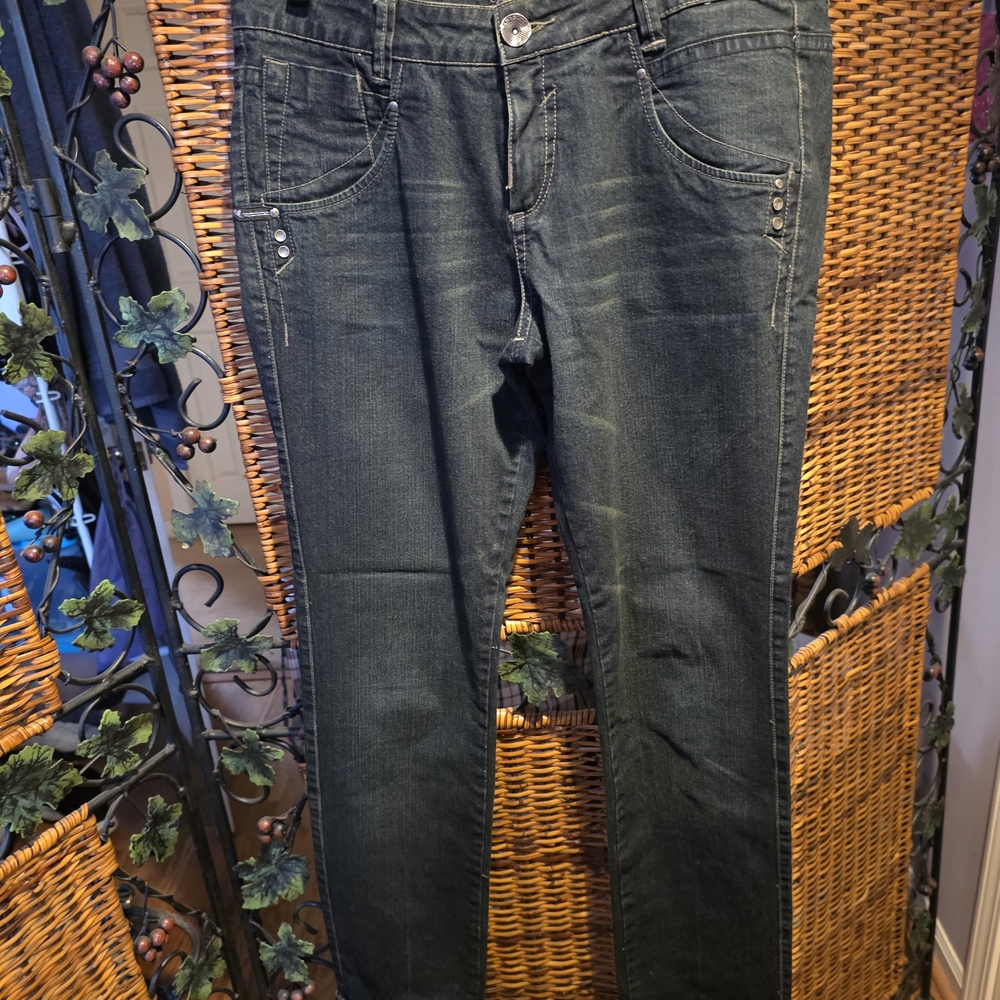 Parasuco Women's Straight Leg Jeans in Dark Blue